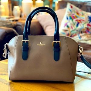 Kate Spade Large Crossbody Bag - Brown/Taupe leather, black straps, gold details